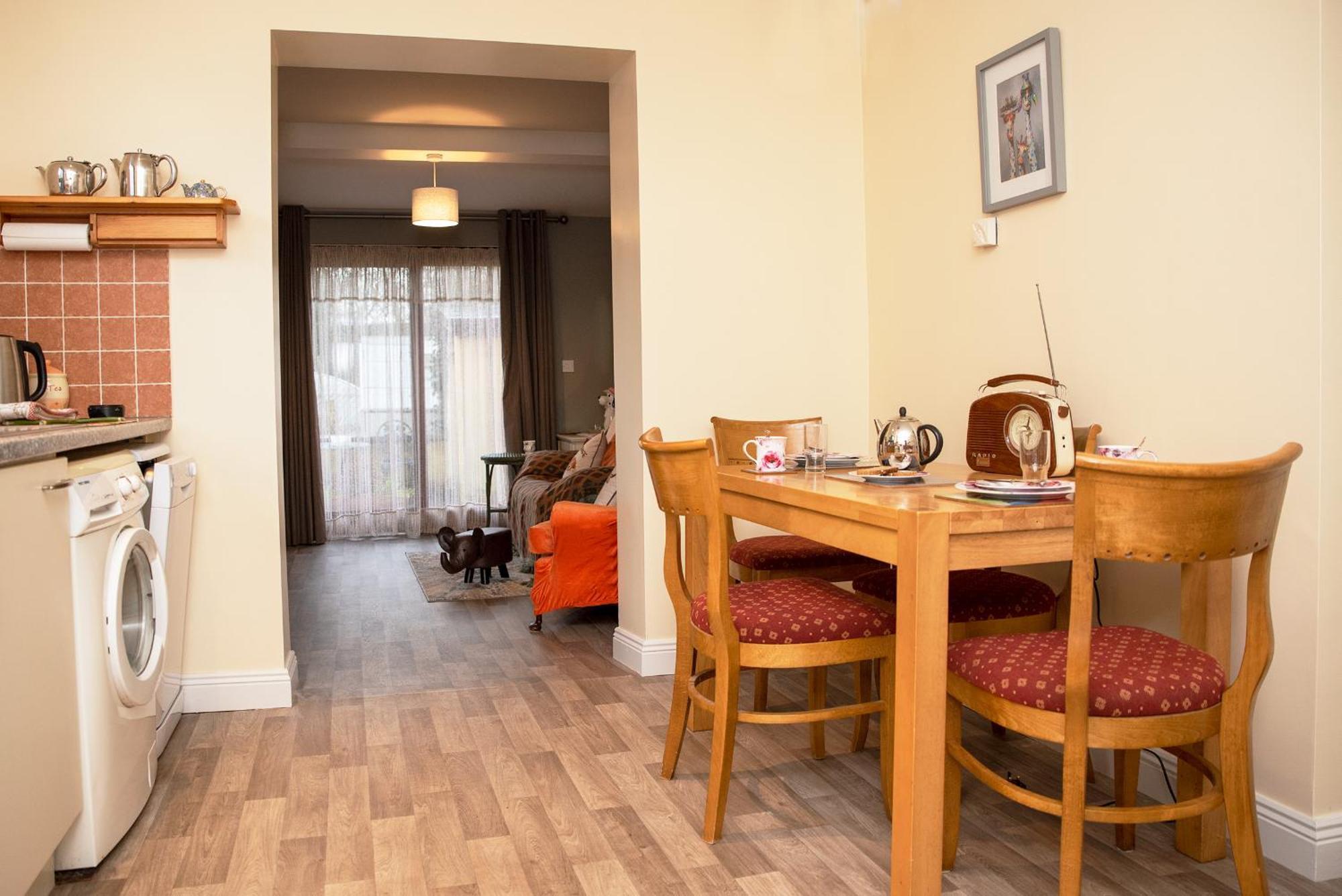 The Veterinary @ Kildare Village المظهر الخارجي الصورة